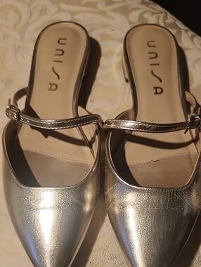 Unisa Metallic Silver Pointed Toe Slingback Flats